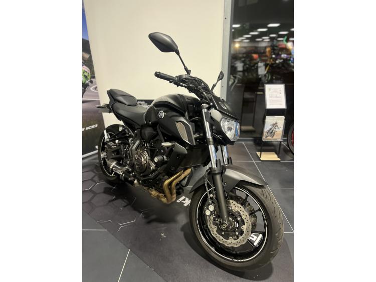 YAMAHA MT-07 (47.5CV)
