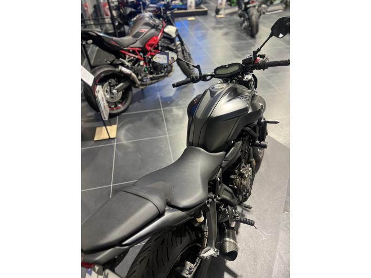 YAMAHA MT-07 (47.5CV)