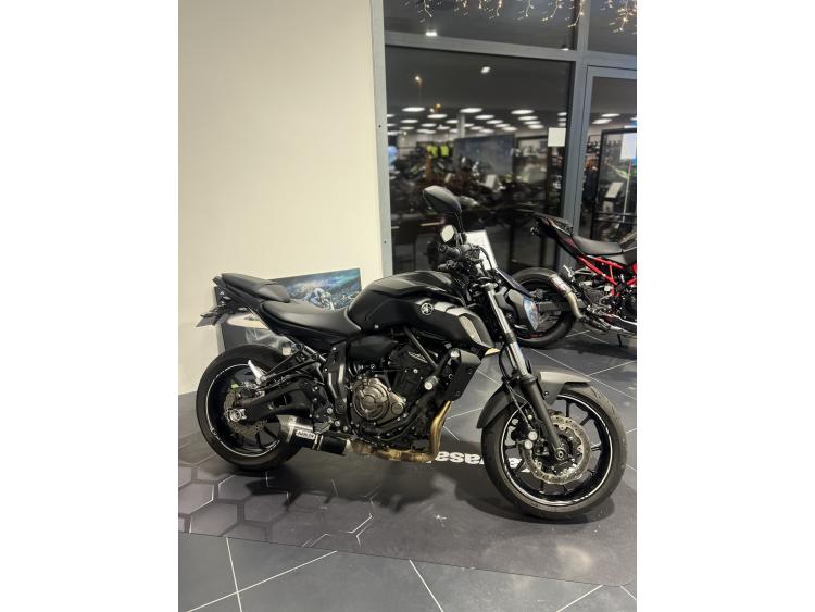 YAMAHA MT-07 (47.5CV)